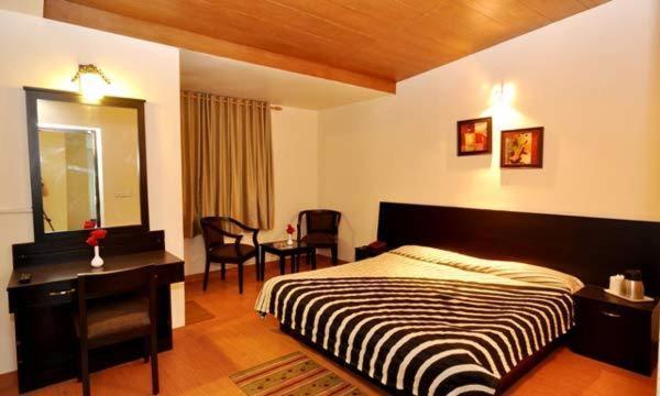 Hotel Suman Paradise Nainital Camera foto