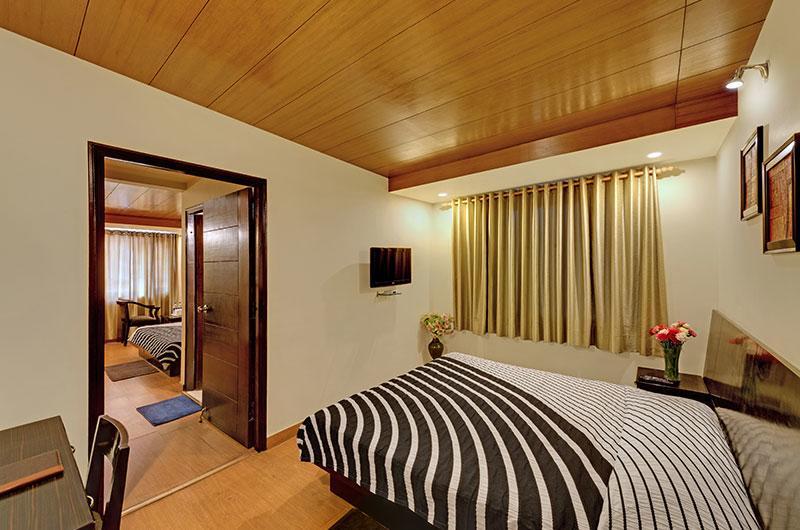 Hotel Suman Paradise Nainital Esterno foto