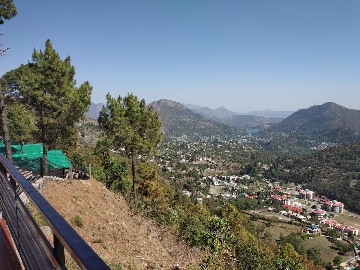 Hotel Suman Paradise Nainital Esterno foto